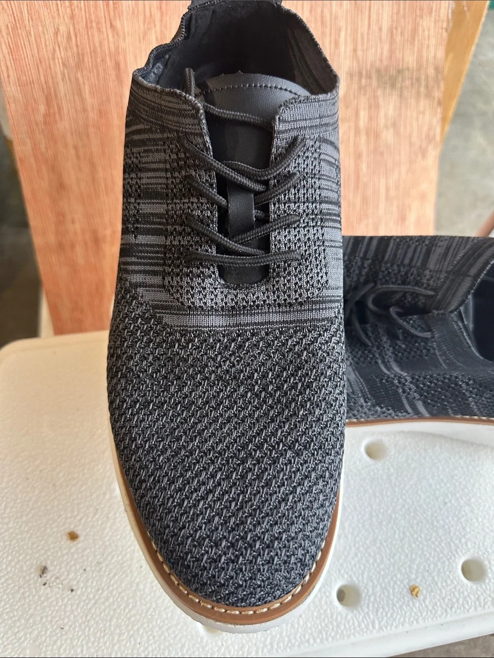 Amazon Essentials Black Knit Slip-On Loafers with White Sole